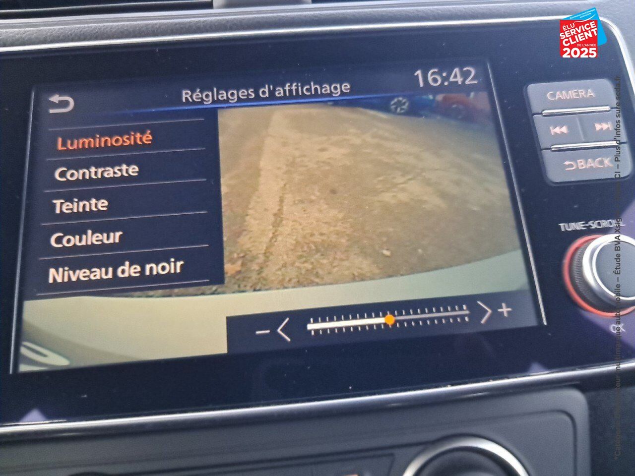 Véhicule d'occasion NISSAN LEAF 150CH 40KWH ACENTA 22 chez Toyota Thionville