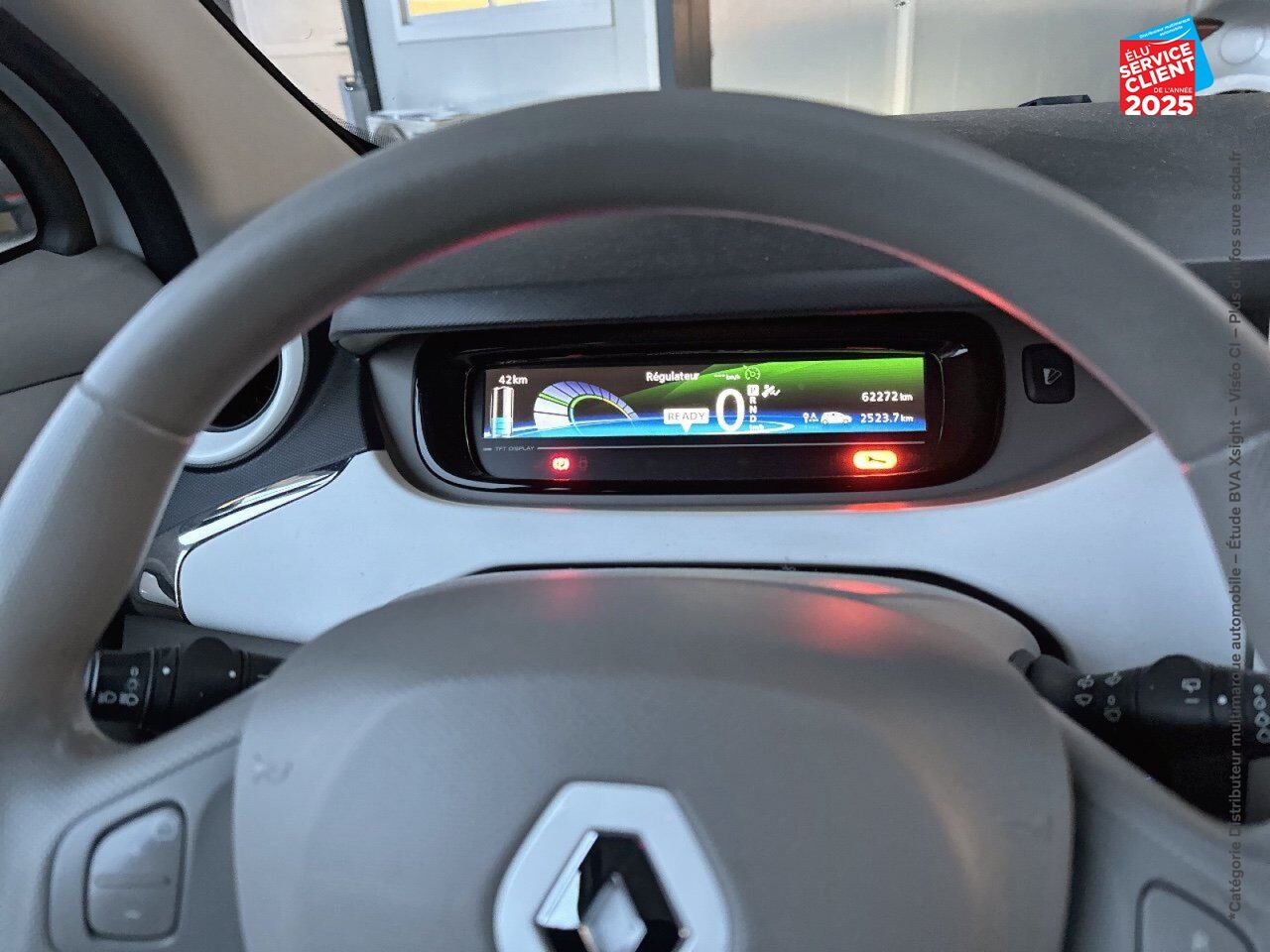 Véhicule d'occasion RENAULT ZOE LIFE CHARGE NORMALE TYPE 2 chez Hyundai Reims