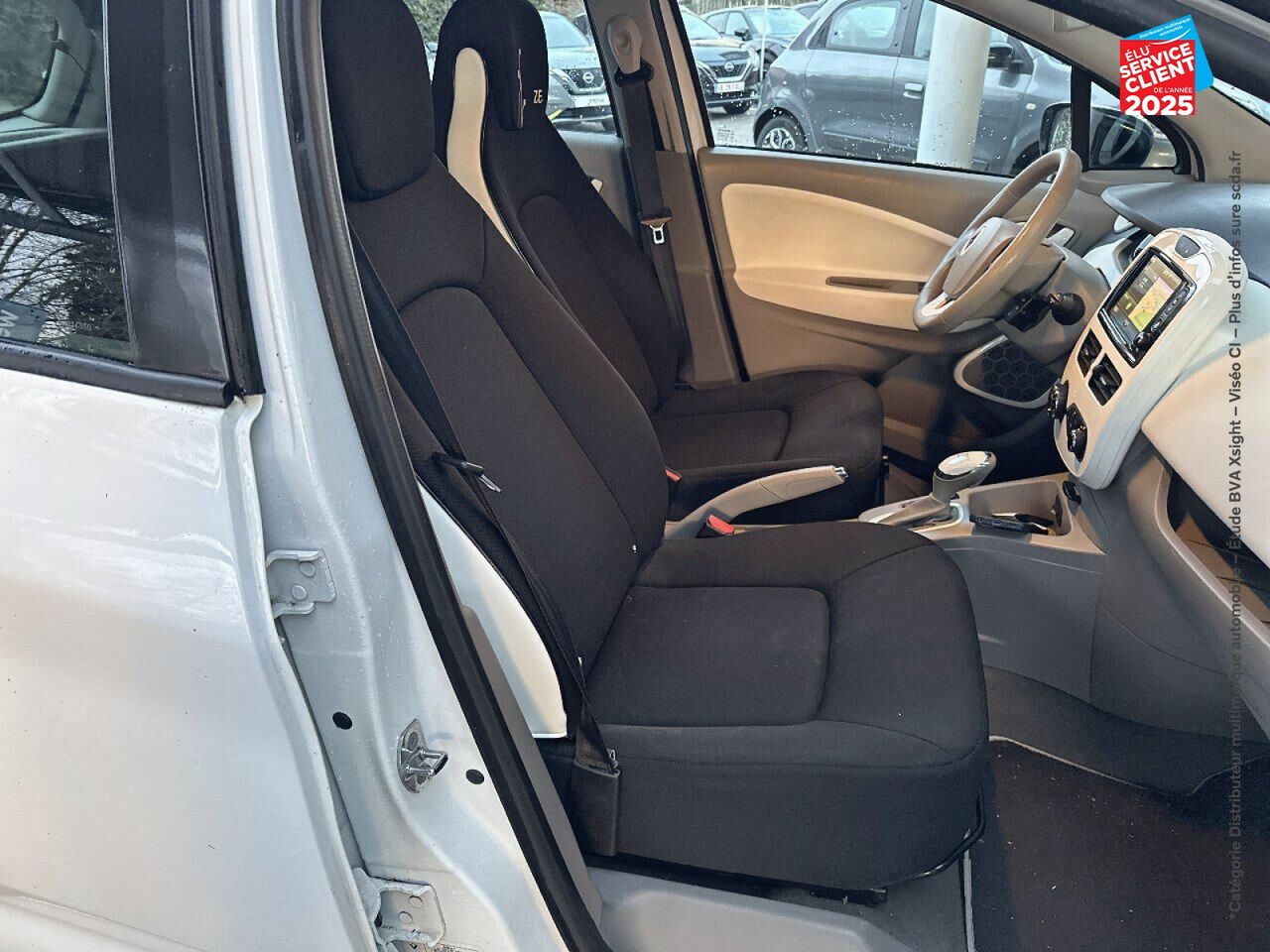 Véhicule d'occasion RENAULT ZOE LIFE CHARGE NORMALE TYPE 2 chez Hyundai Reims