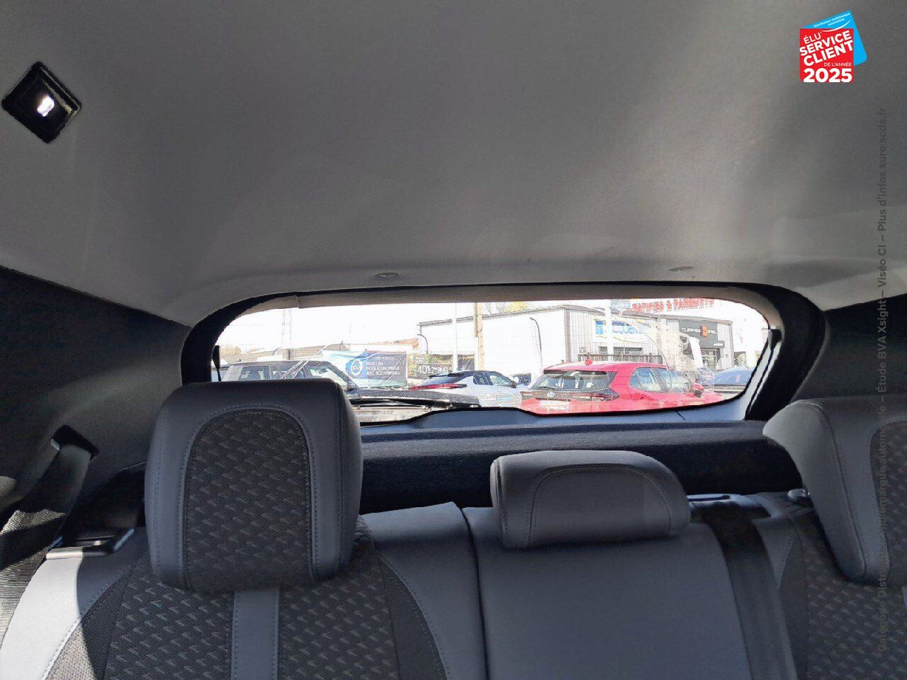 Véhicule d'occasion PEUGEOT 2008 1.2 PURETECH 100CH SS ALLURE chez Renault Saint-Louis