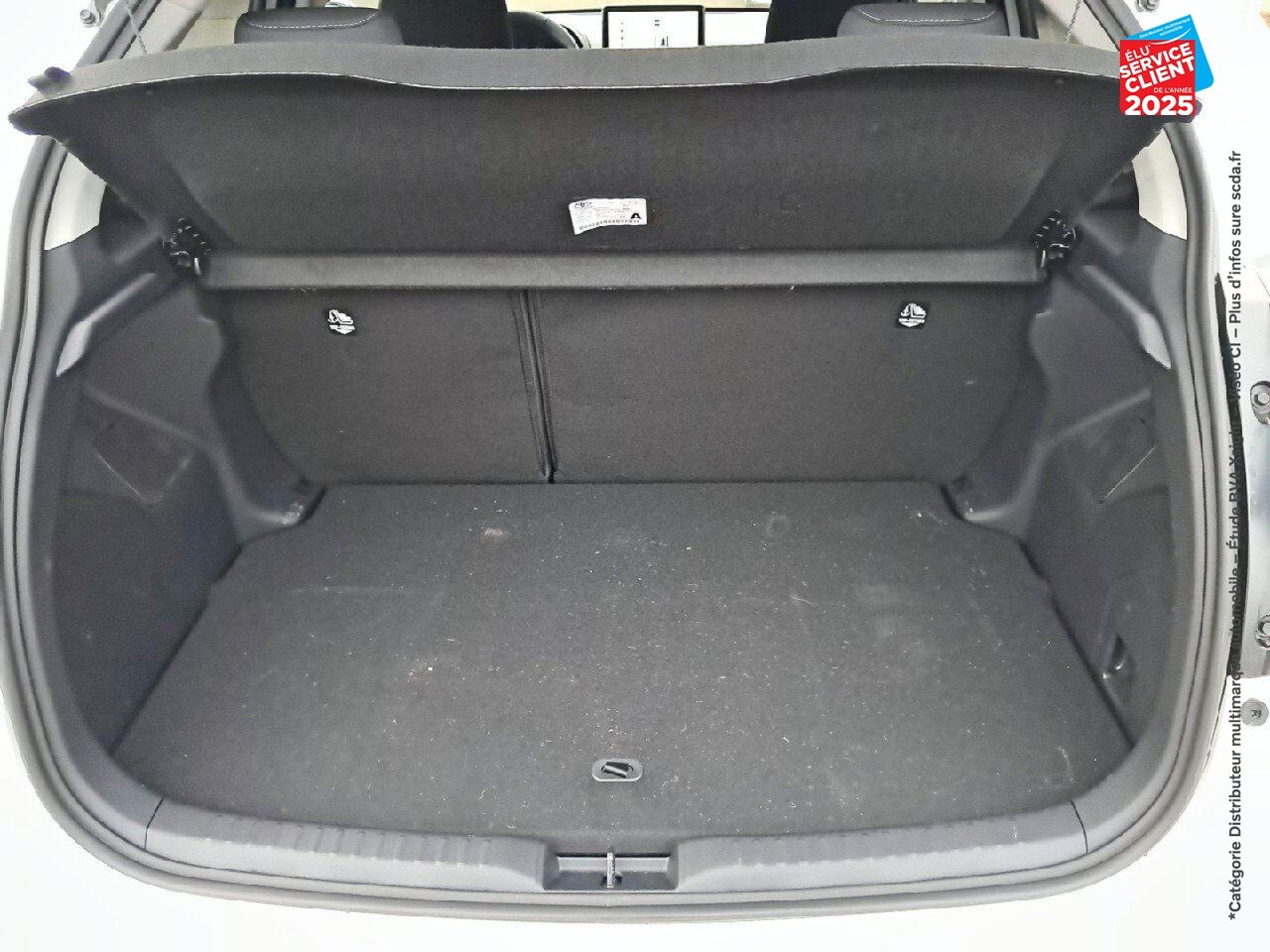 Véhicule neuf TOYOTA YARIS 116H DESIGN 5P MC24 chez Toyota Verdun