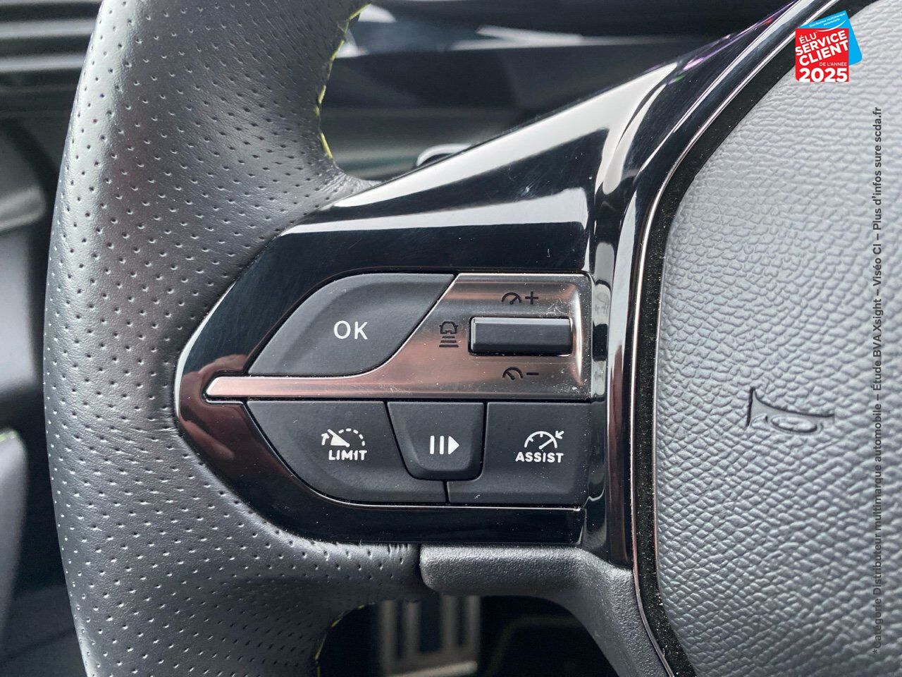 Véhicule d'occasion PEUGEOT 308 PHEV 180CH GT E-EAT8 GPS CAMERA CARPLAY chez Toyota Verdun
