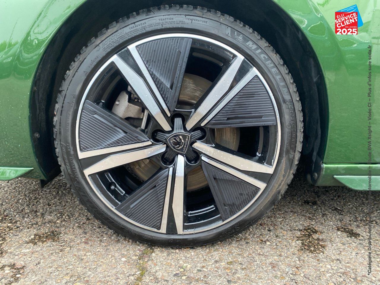 Véhicule d'occasion PEUGEOT 308 PHEV 180CH GT E-EAT8 GPS CAMERA CARPLAY chez Toyota Verdun