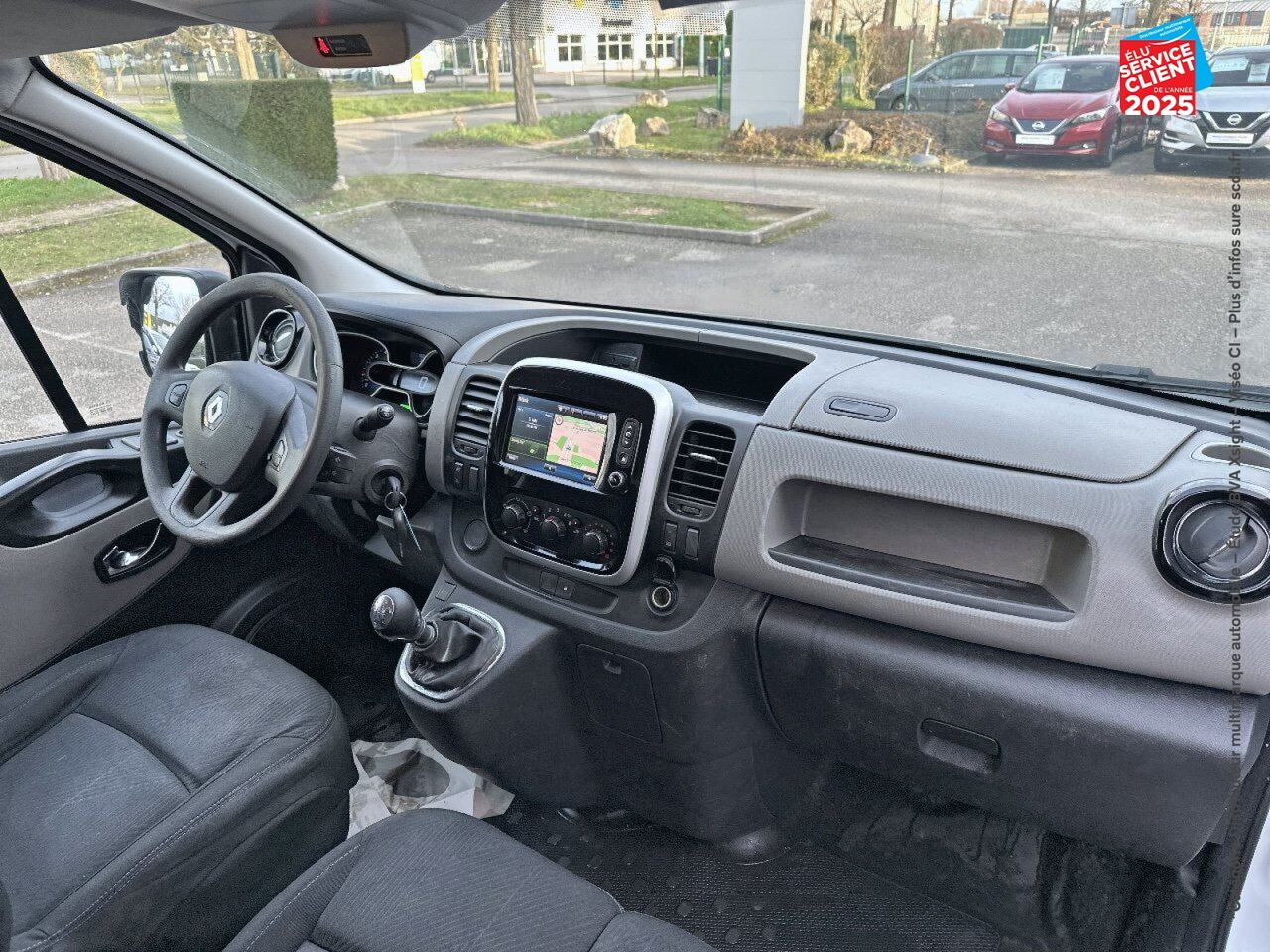 Véhicule d'occasion RENAULT TRAFIC FG L1H1 1000 1.6 DCI 120CH GRAND CONFORT EURO6 GPS chez Toyota Bar le Duc
