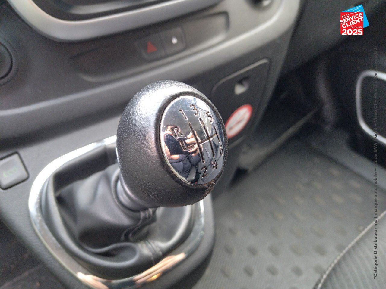Véhicule d'occasion RENAULT TRAFIC COMBI L2 1.6 DCI 120CH INTENS 8 PLACES EURO6D-T chez Opel Verdun
