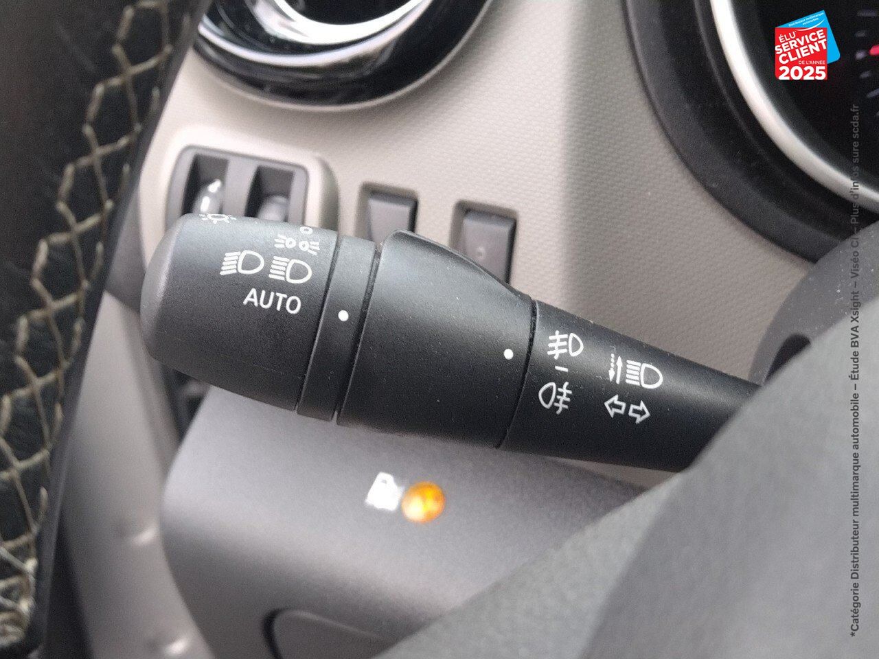 Véhicule d'occasion RENAULT TRAFIC COMBI L2 1.6 DCI 120CH INTENS 8 PLACES EURO6D-T chez Opel Verdun