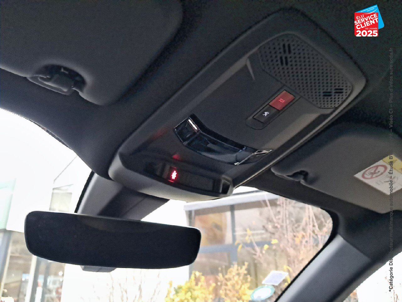 Véhicule d'occasion PEUGEOT 2008 E-136CH GT LINE chez Peugeot Charleville