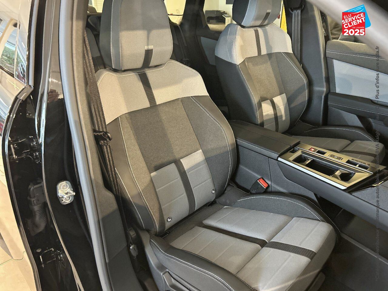 Véhicule d'occasion OPEL GRANDLAND 1.2 TURBO HYBRID 136CH GS E-DCT6 chez Opel Beaune