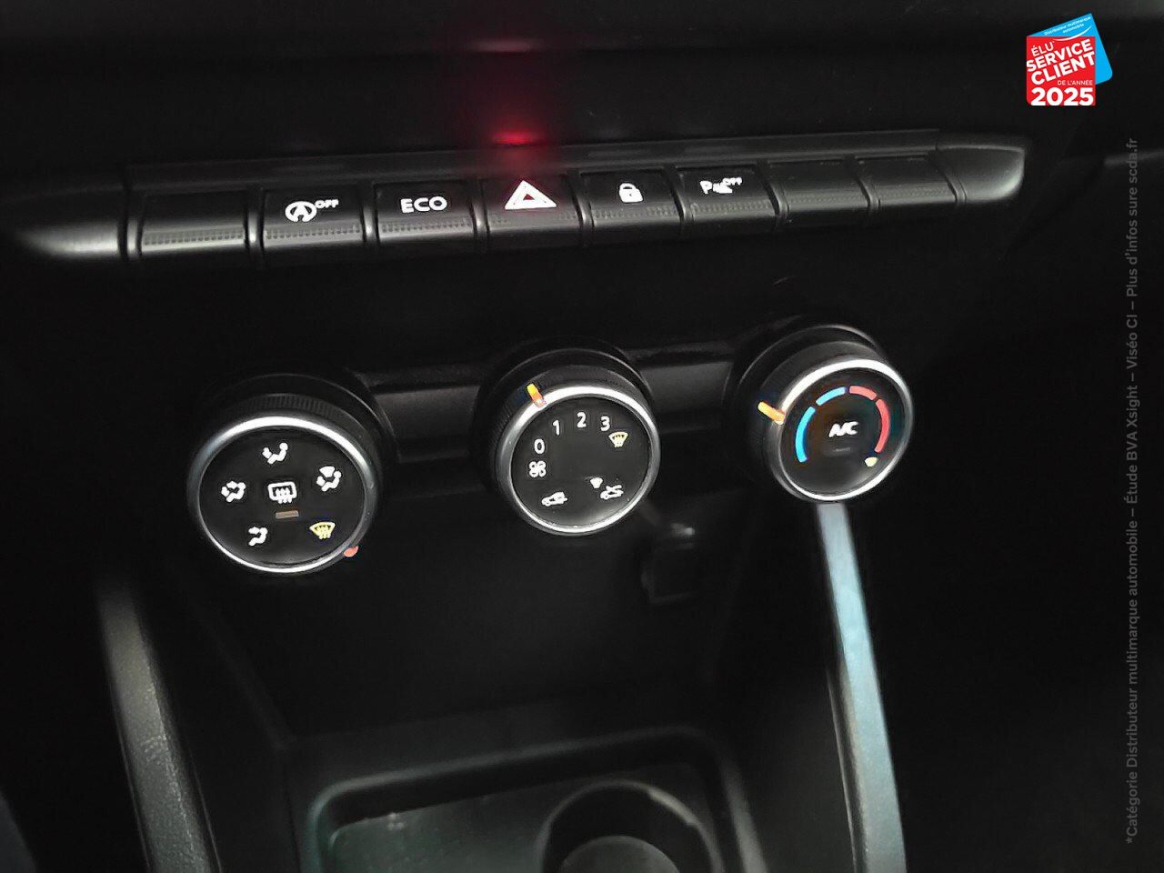 Véhicule d'occasion DACIA DUSTER 1.0 ECO-G 100CH EVASION 4X2 - E6U GPS RADAR AR chez Toyota Verdun