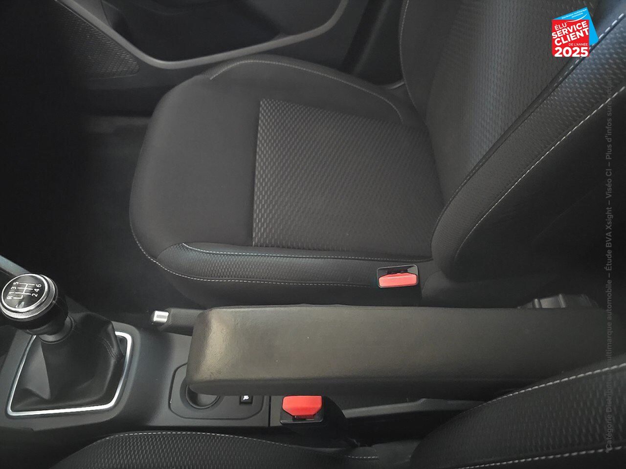 Véhicule d'occasion DACIA DUSTER 1.0 ECO-G 100CH EVASION 4X2 - E6U GPS RADAR AR chez Toyota Verdun