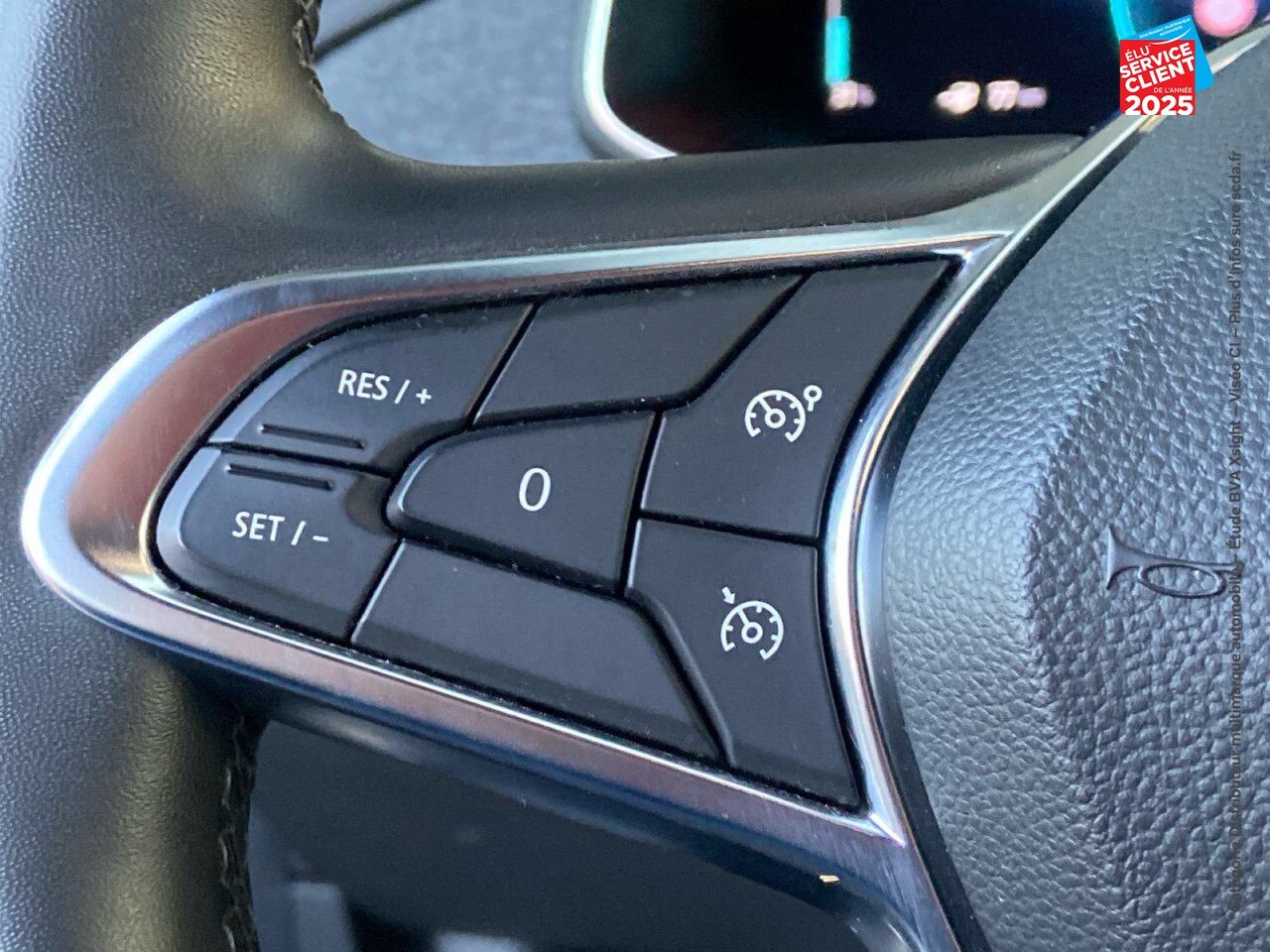 Véhicule d'occasion RENAULT ZOE INTENS CHARGE NORMALE R135 - 20 GPS CAMERA chez Hyundai Chalons