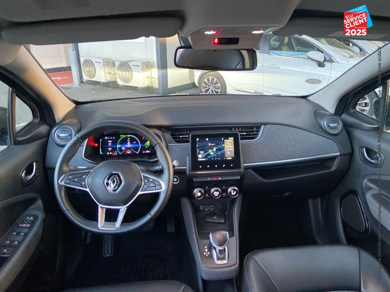 Véhicule d'occasion RENAULT ZOE INTENS CHARGE NORMALE R135 - 20 GPS CAMERA chez Hyundai Chalons