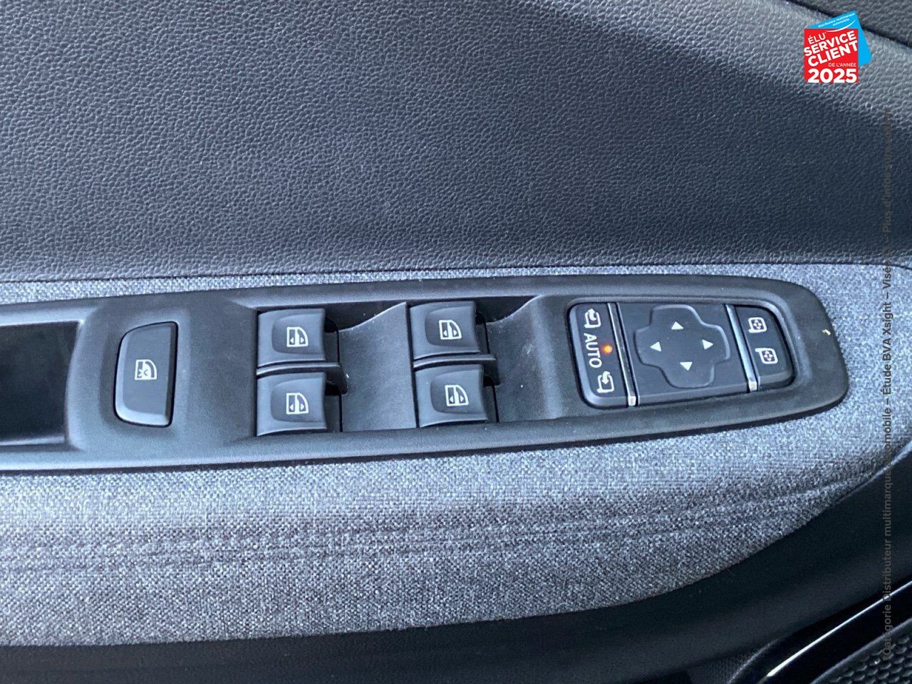 Véhicule d'occasion RENAULT ZOE INTENS CHARGE NORMALE R135 - 20 GPS CAMERA chez Hyundai Chalons