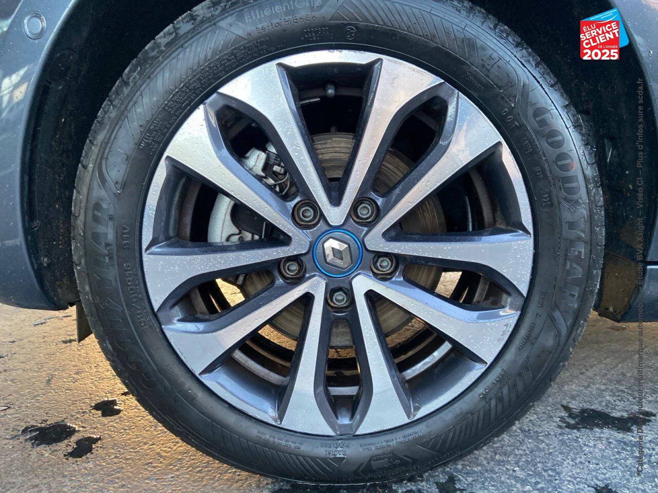 Véhicule d'occasion RENAULT ZOE INTENS CHARGE NORMALE R135 - 20 GPS CAMERA chez Hyundai Chalons