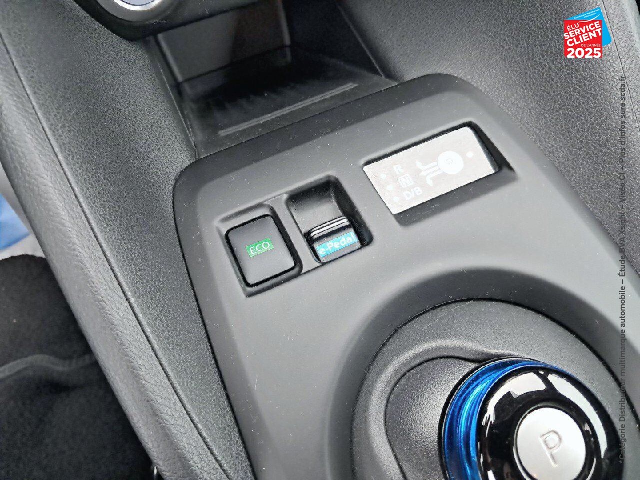 Véhicule d'occasion NISSAN LEAF 150CH 40KWH N-CONNECTA 21 chez Opel Verdun