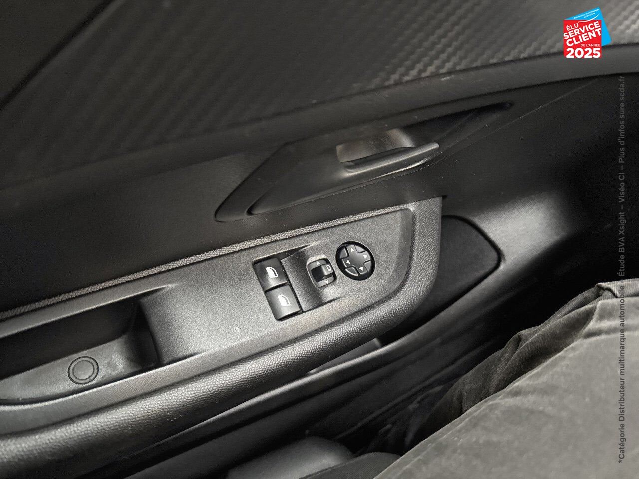 Véhicule d'occasion PEUGEOT 208 AFFAIRE 1.5 BLUEHDI 100 PREMIUM PACK GPS chez Toyota Sarreguemines