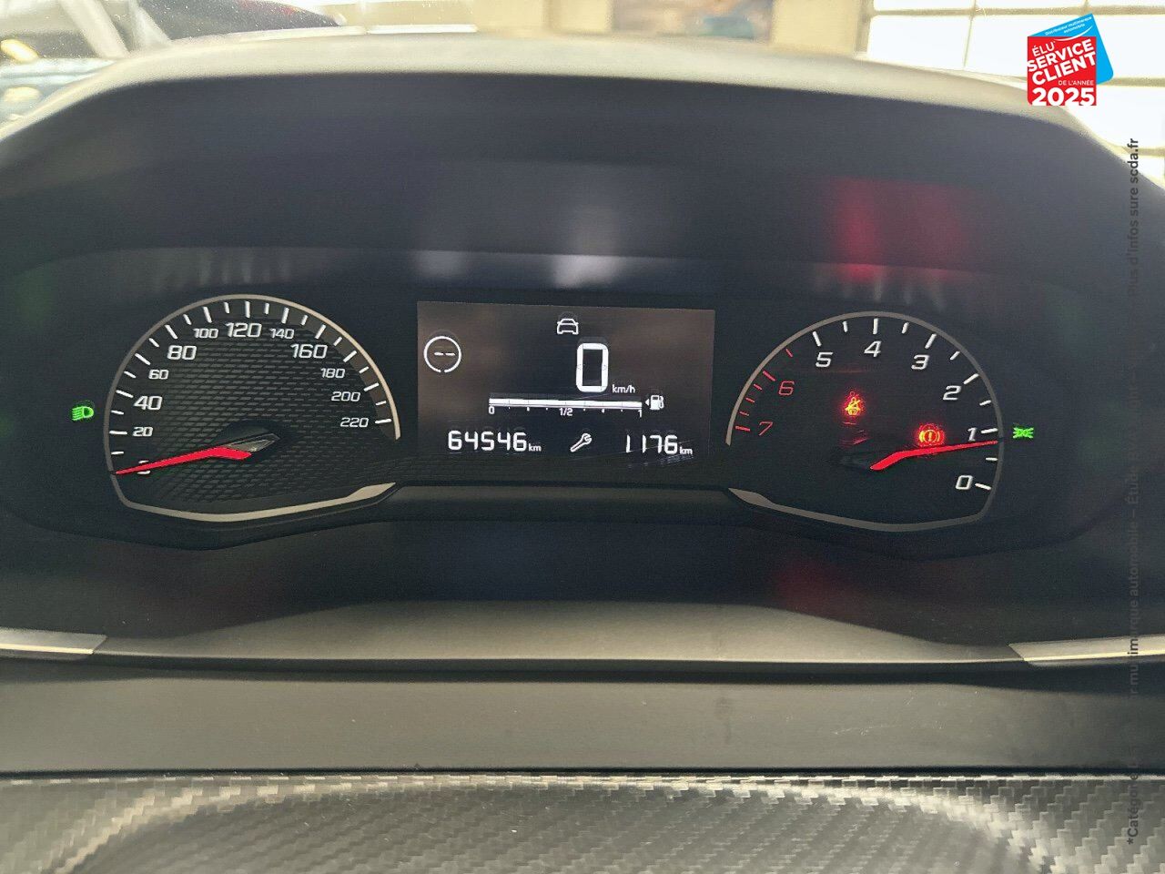 Véhicule d'occasion PEUGEOT 208 AFFAIRE 1.5 BLUEHDI 100 PREMIUM PACK GPS chez Toyota Sarreguemines
