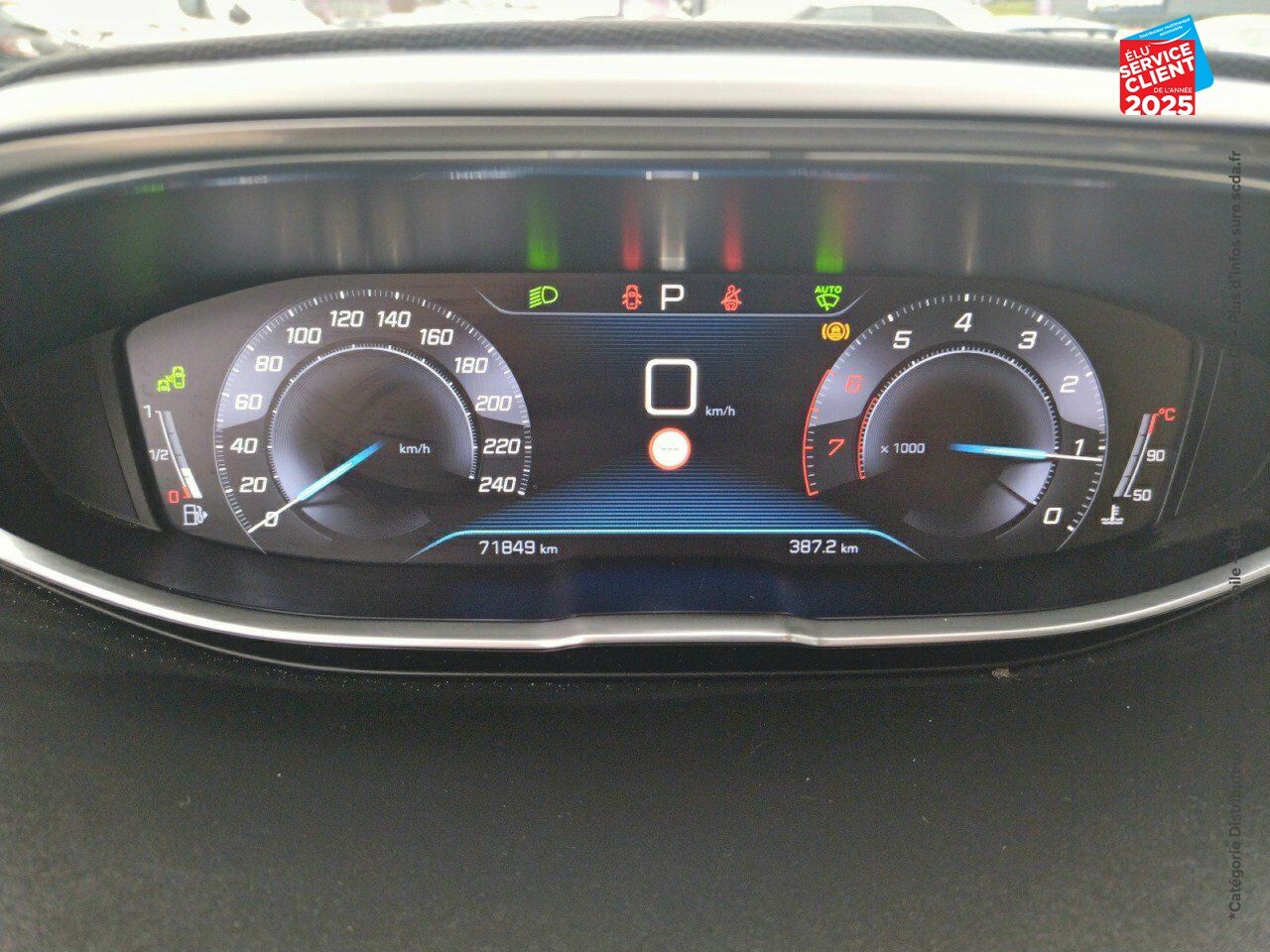 Véhicule d'occasion PEUGEOT 3008 1.2 PURETECH 130CH E6.C ALLURE SS EAT8 chez Renault Colmar