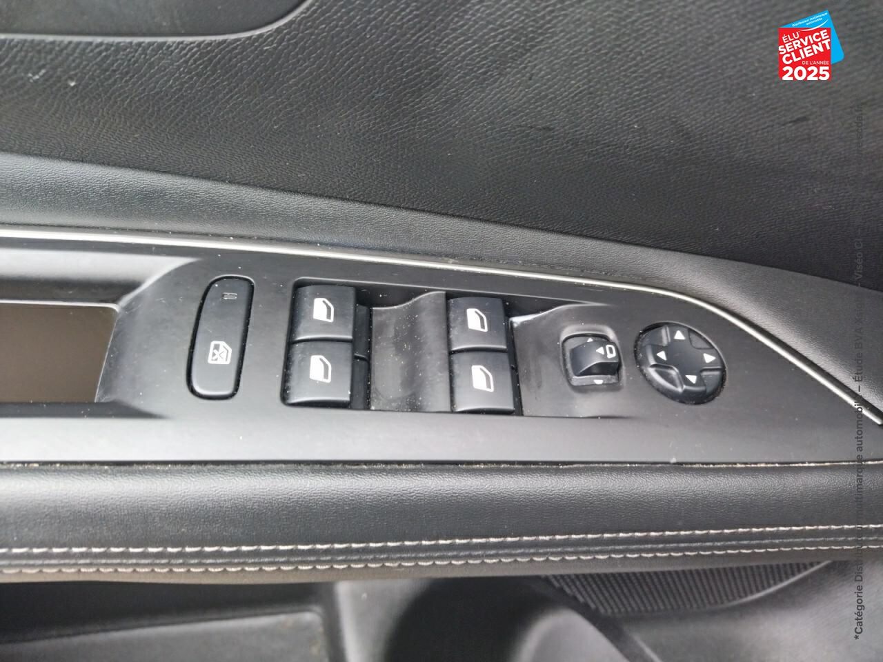 Véhicule d'occasion PEUGEOT 3008 1.2 PURETECH 130CH E6.C ALLURE SS EAT8 chez Renault Colmar