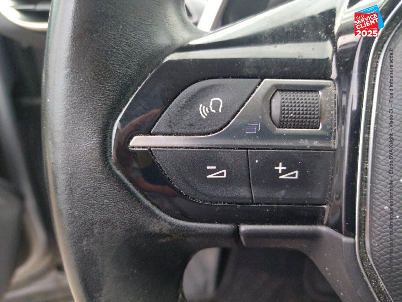 Véhicule d'occasion PEUGEOT 3008 1.2 PURETECH 130CH E6.C ALLURE SS EAT8 chez Renault Colmar