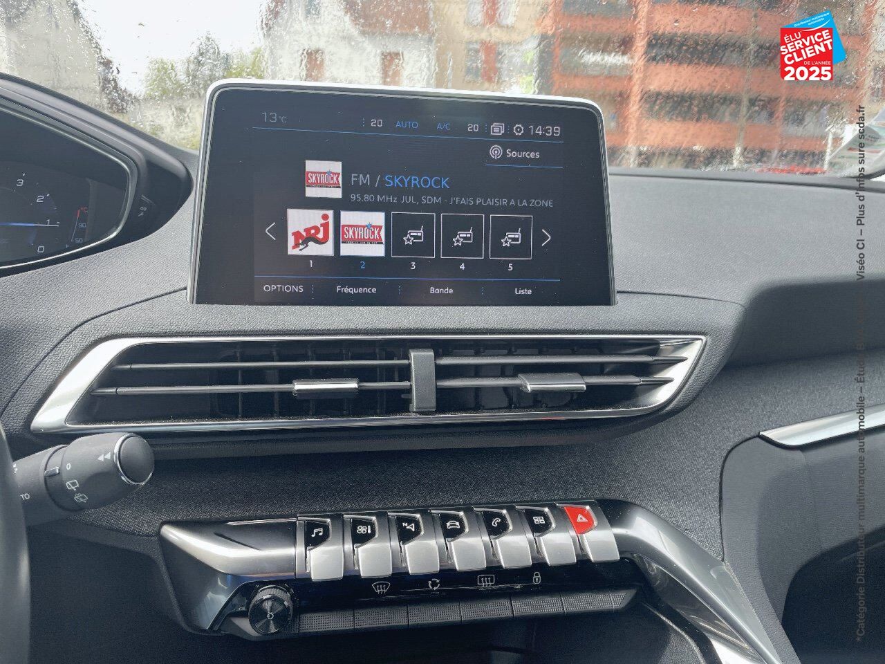 Véhicule d'occasion PEUGEOT 3008 1.2 PURETECH 130CH ALLURE SS EAT6 chez Peugeot Hirson