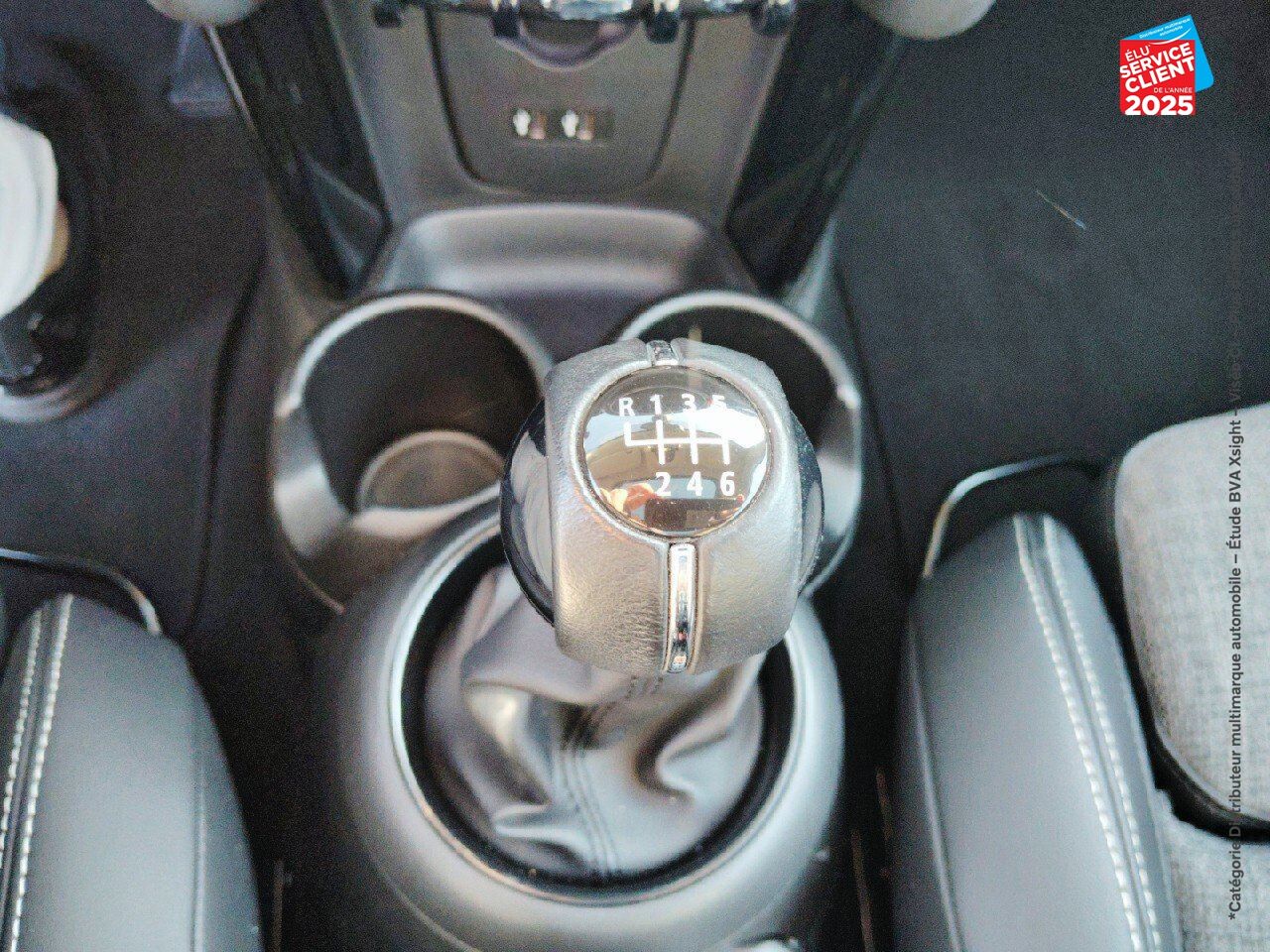 Véhicule d'occasion MINI MINI COOPER 136CH HEDDON STREET EURO6D-T TOUVRANT GPS RADAR AR chez MINI Colmar