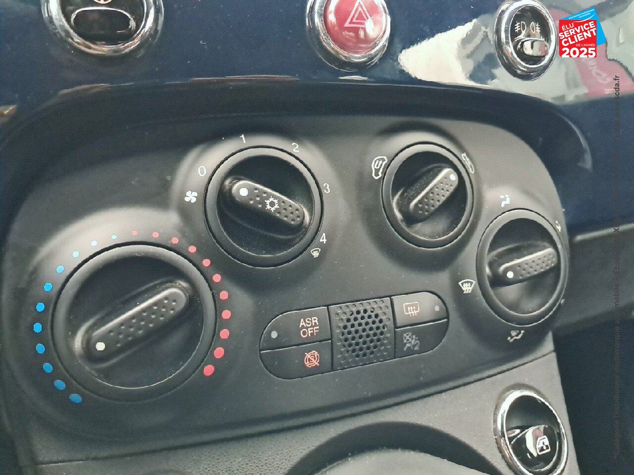 Véhicule d'occasion FIAT 500C 1.0 70CH BSG SS chez Hyundai Epernay