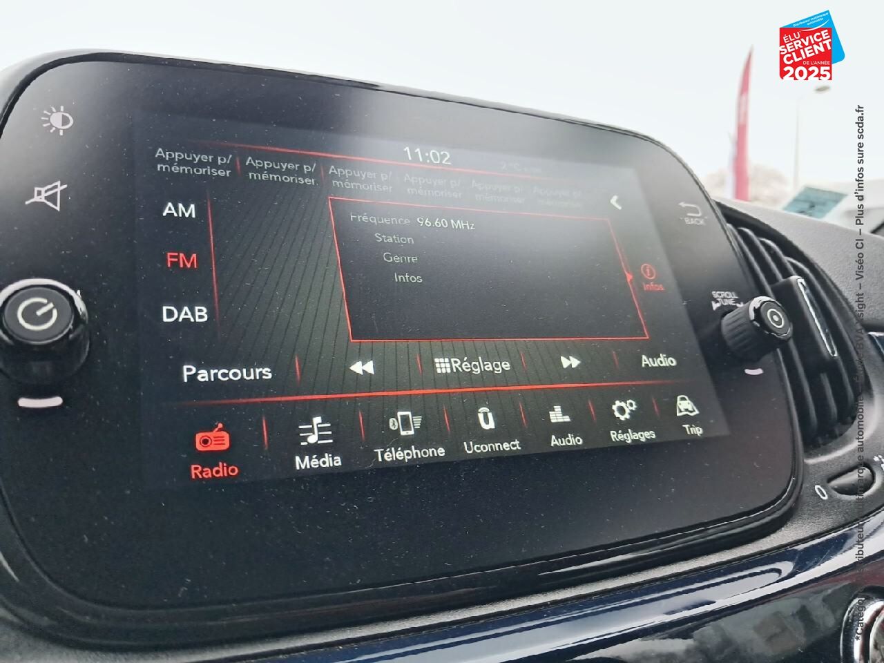 Véhicule d'occasion FIAT 500C 1.0 70CH BSG SS chez Hyundai Epernay