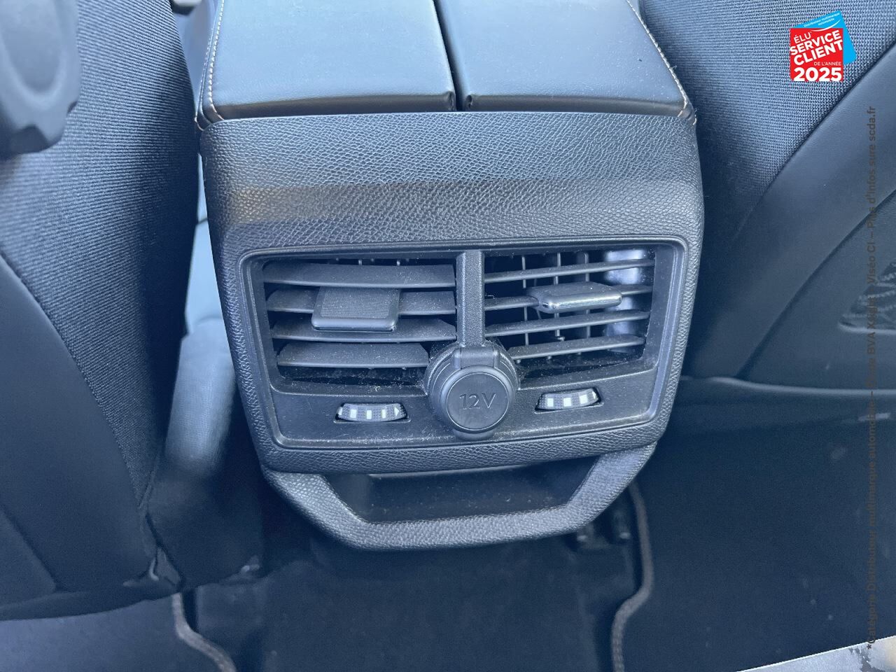 Véhicule d'occasion PEUGEOT 3008 1.2 PURETECH 130CH E6.C GT LINE S/S GPS CAMERA CARPLAY chez Peugeot Hirson