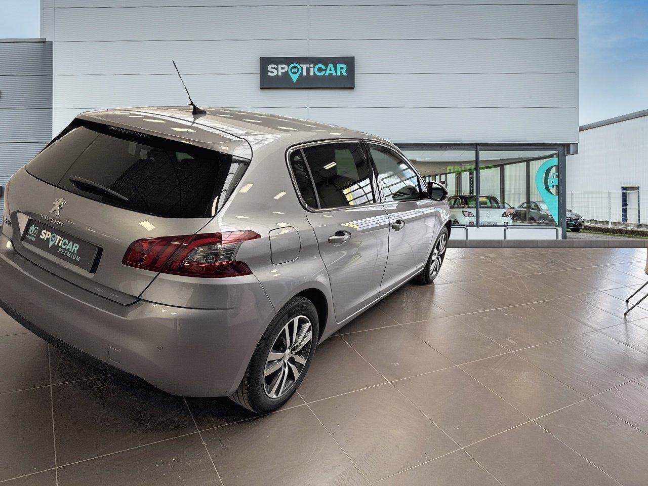 Véhicule d'occasion PEUGEOT 308 1.2 PURETECH 130CH E6.3 S/S ALLURE BUSINESS GPS chez Nissan Haguenau