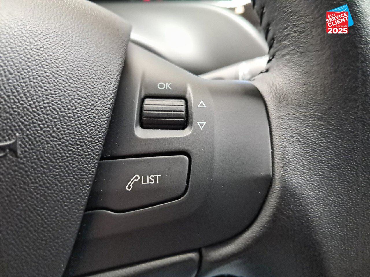 Véhicule d'occasion PEUGEOT 208 1.2 PURETECH 82CH E6.C ACTIVE BUSINESS SS 5P chez Opel Saint-Dizier