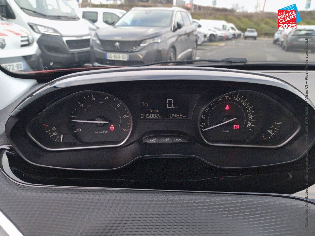 Véhicule d'occasion PEUGEOT 208 1.2 PURETECH 82CH STYLE 5P chez Renault Saint-Louis