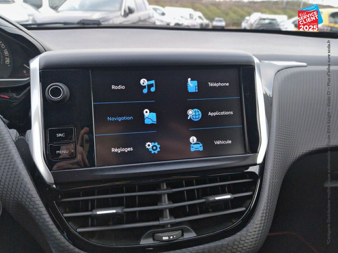 Véhicule d'occasion PEUGEOT 208 1.2 PURETECH 82CH STYLE 5P chez Renault Saint-Louis