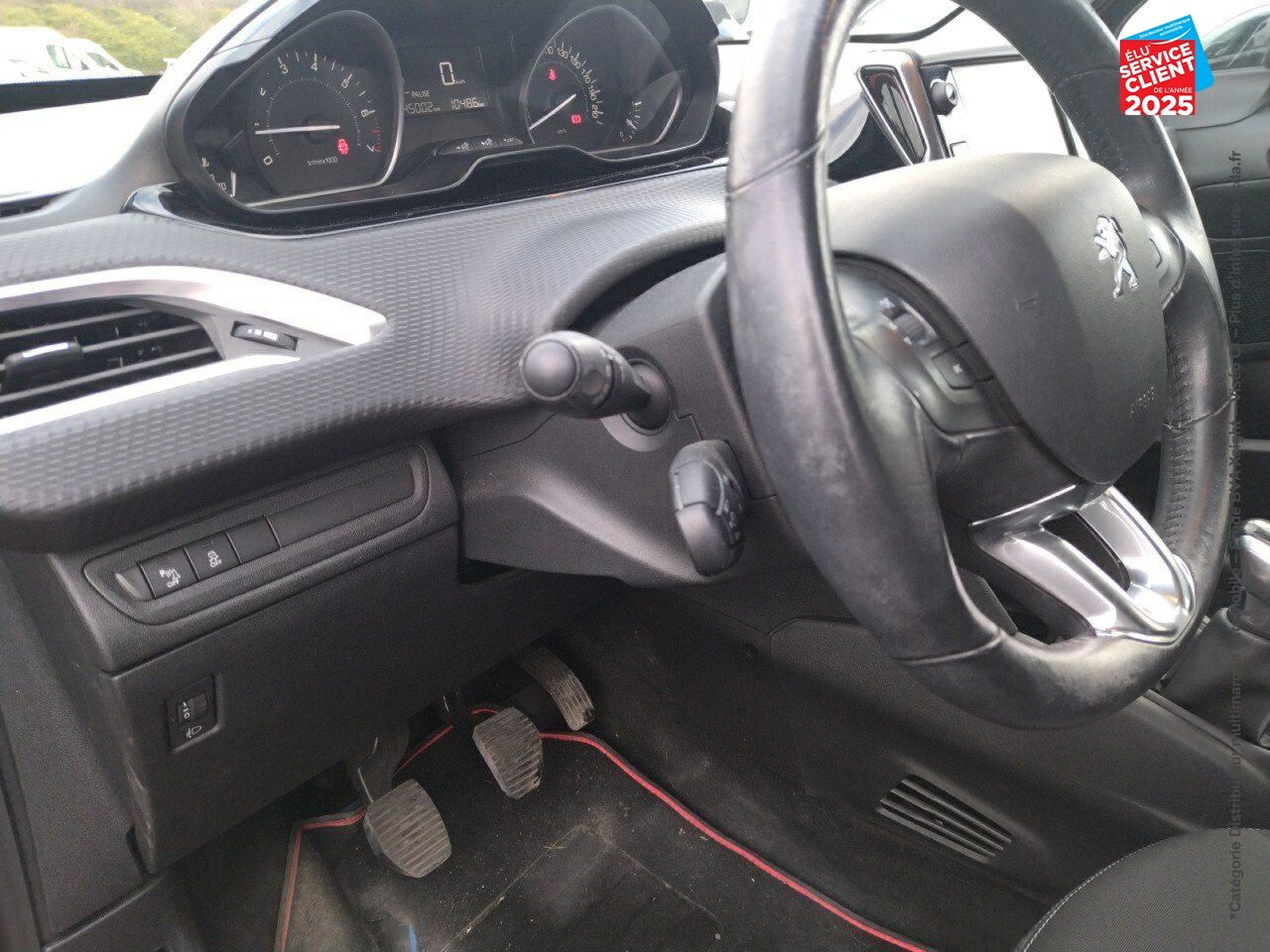 Véhicule d'occasion PEUGEOT 208 1.2 PURETECH 82CH STYLE 5P chez Renault Saint-Louis