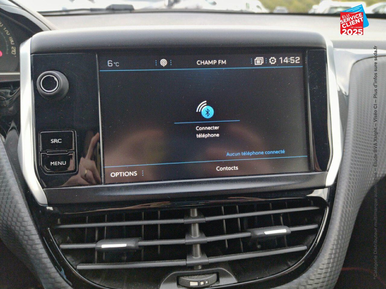 Véhicule d'occasion PEUGEOT 208 1.2 PURETECH 82CH STYLE 5P chez Renault Saint-Louis