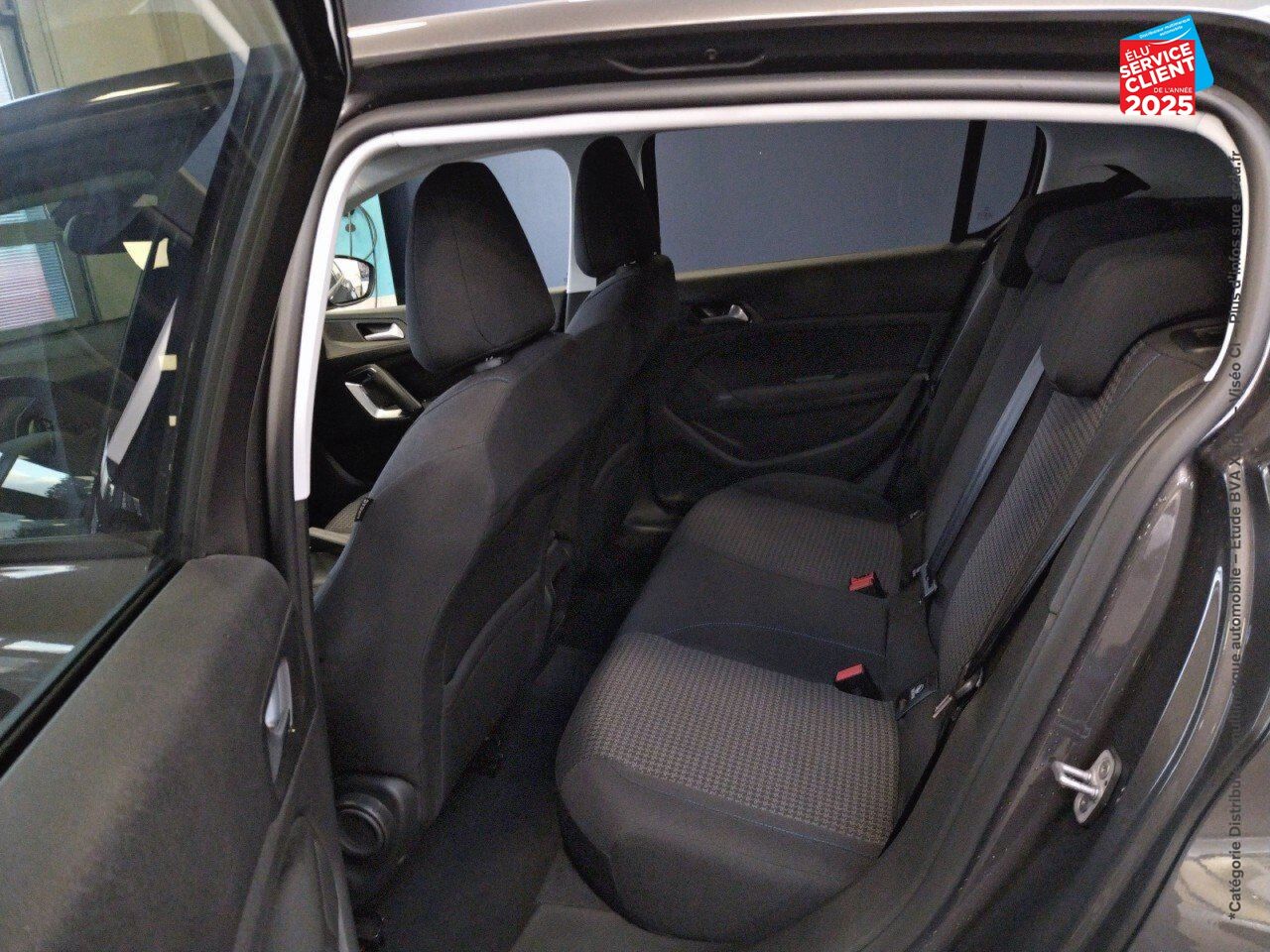 Véhicule d'occasion PEUGEOT 308 1.2 PURETECH 110CH SS STYLE chez Renault Saint-Louis