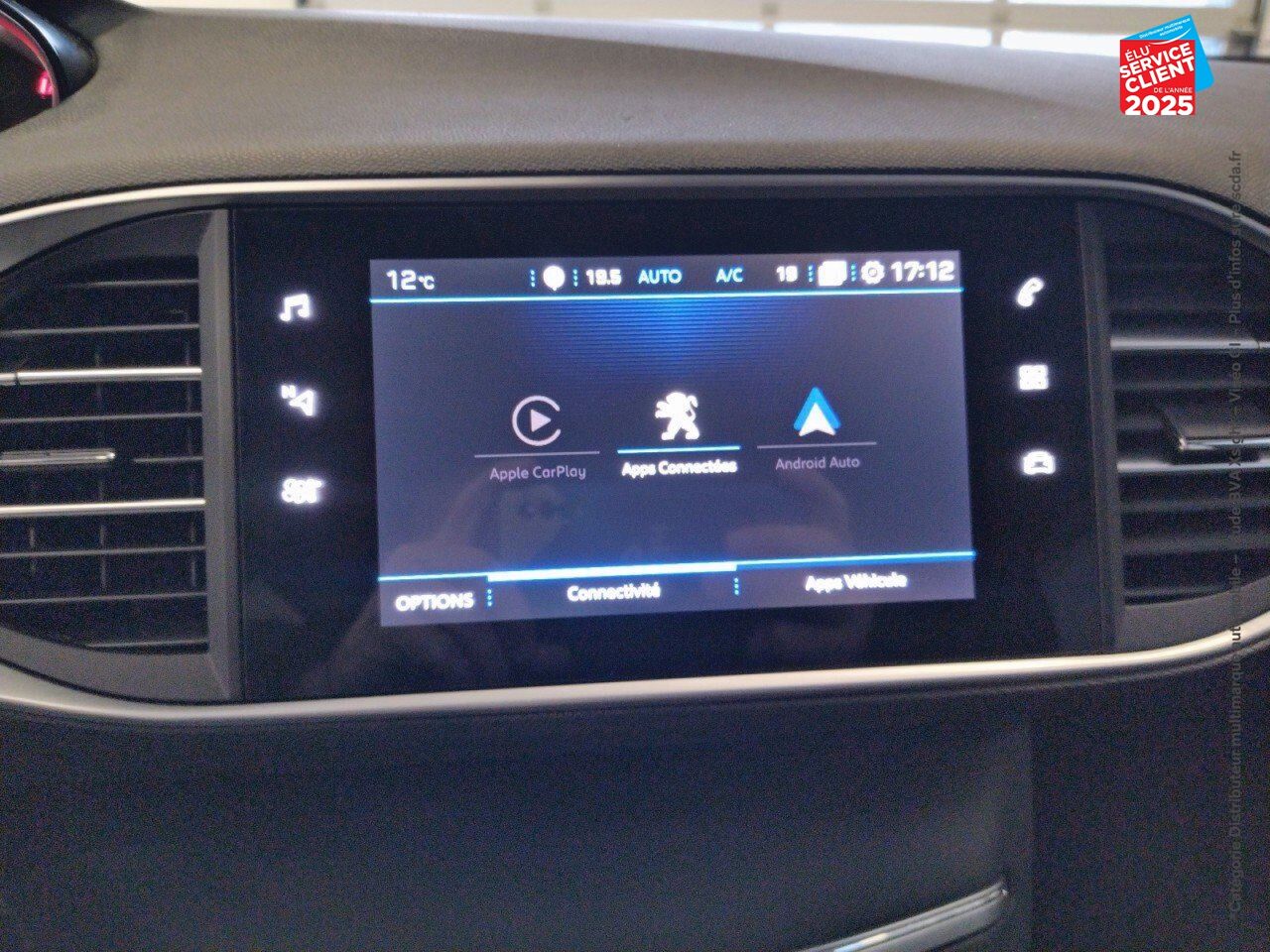 Véhicule d'occasion PEUGEOT 308 1.2 PURETECH 110CH SS STYLE chez Renault Saint-Louis