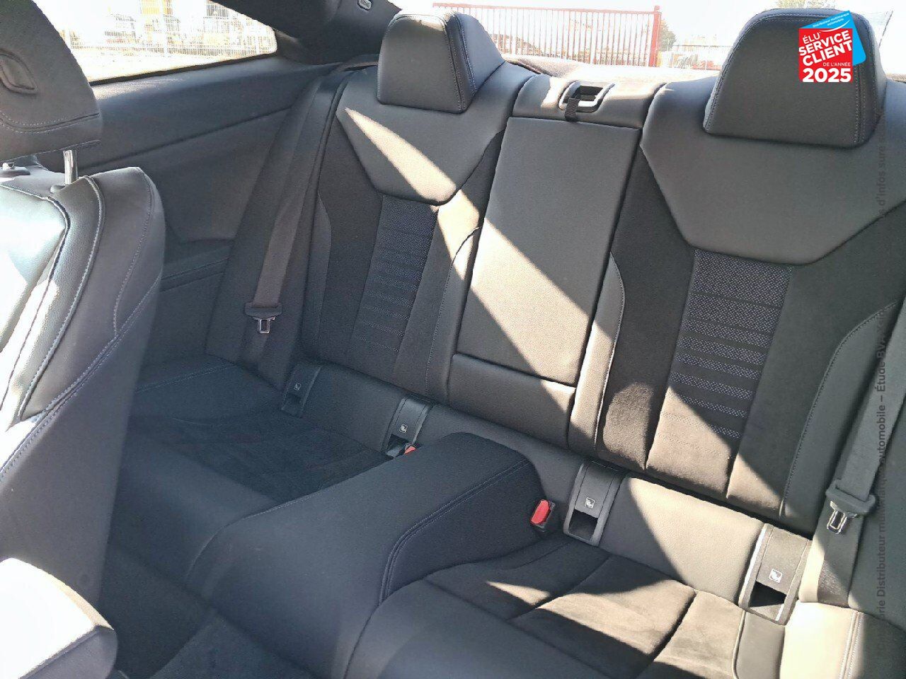 Véhicule d'occasion BMW SERIE 4 COUPE M440DA XDRIVE 340CH SIEGES CHAUF GPS CAMERA CARPLAY chez BMW Pontarlier