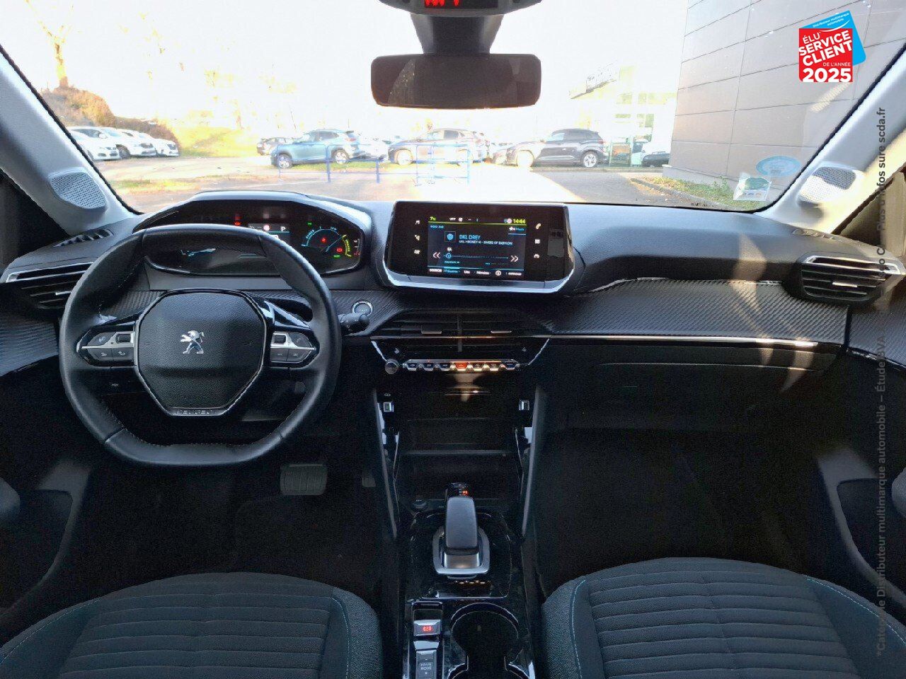 Véhicule d'occasion PEUGEOT 208 E-208 136 CH STYLE chez Renault Saint-Louis