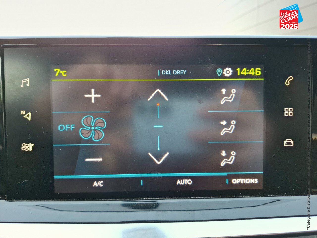 Véhicule d'occasion PEUGEOT 208 E-208 136 CH STYLE chez Renault Saint-Louis