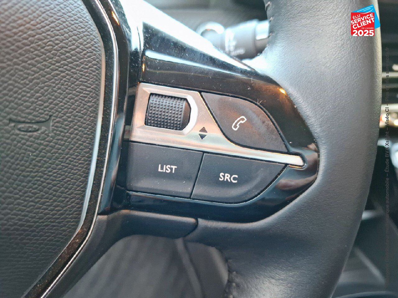 Véhicule d'occasion PEUGEOT 208 E-208 136 CH STYLE chez Renault Saint-Louis