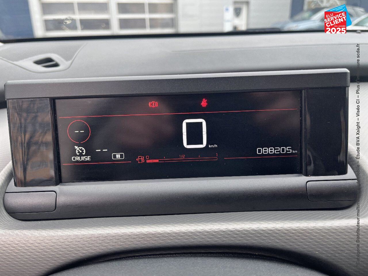 Véhicule d'occasion CITROEN C4 CACTUS PURETECH 110CH SS FEEL BUSINESS E6.D-TEMP chez Hyundai Chalons