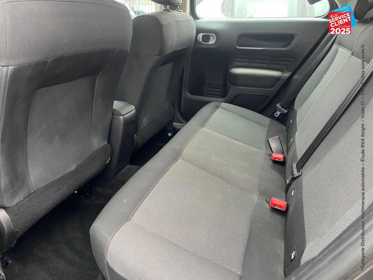 Véhicule d'occasion CITROEN C4 CACTUS PURETECH 110CH SS FEEL BUSINESS E6.D-TEMP chez Hyundai Chalons