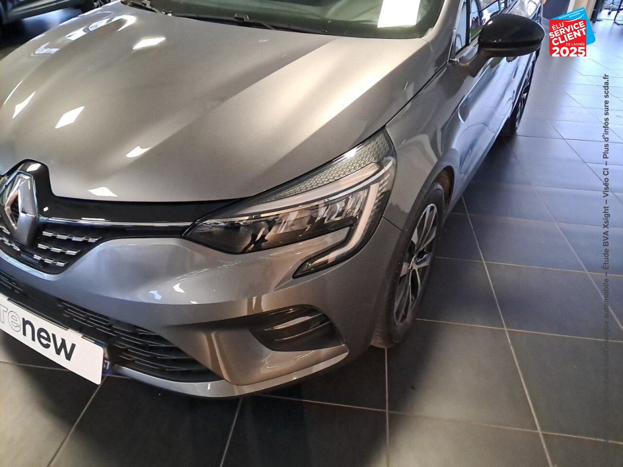 Véhicule d'occasion RENAULT CLIO 1.6 E-TECH HYBRIDE 145CH TECHNO chez Hyundai Chalons