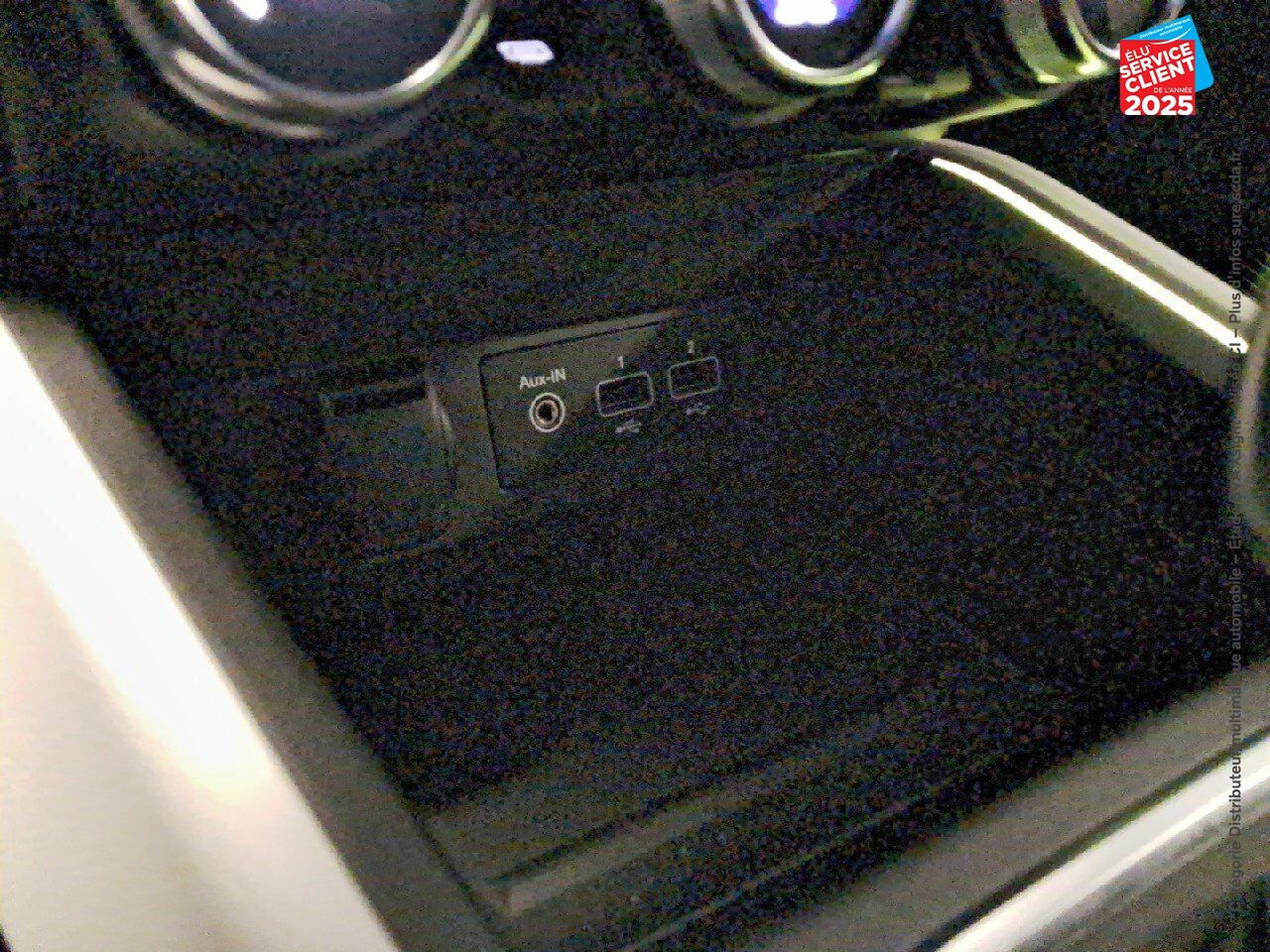 Véhicule d'occasion RENAULT CLIO 1.6 E-TECH HYBRIDE 145CH TECHNO chez Hyundai Chalons