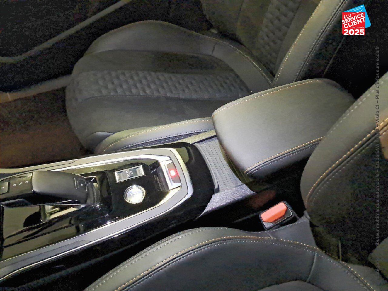 Véhicule d'occasion PEUGEOT 308 1.2 PURETECH 130CH S/S ROADTRIP EAT8 GPS CAMERA CARPLAY chez Opel Thionville