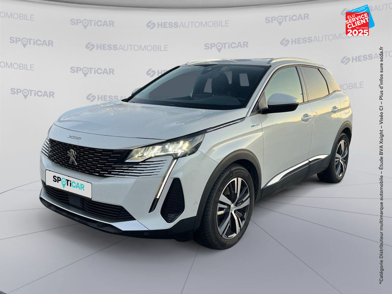 Véhicule d'occasion PEUGEOT 3008 HYBRID4 300CH ALLURE PACK E-EAT8 chez Renault Saint-Louis
