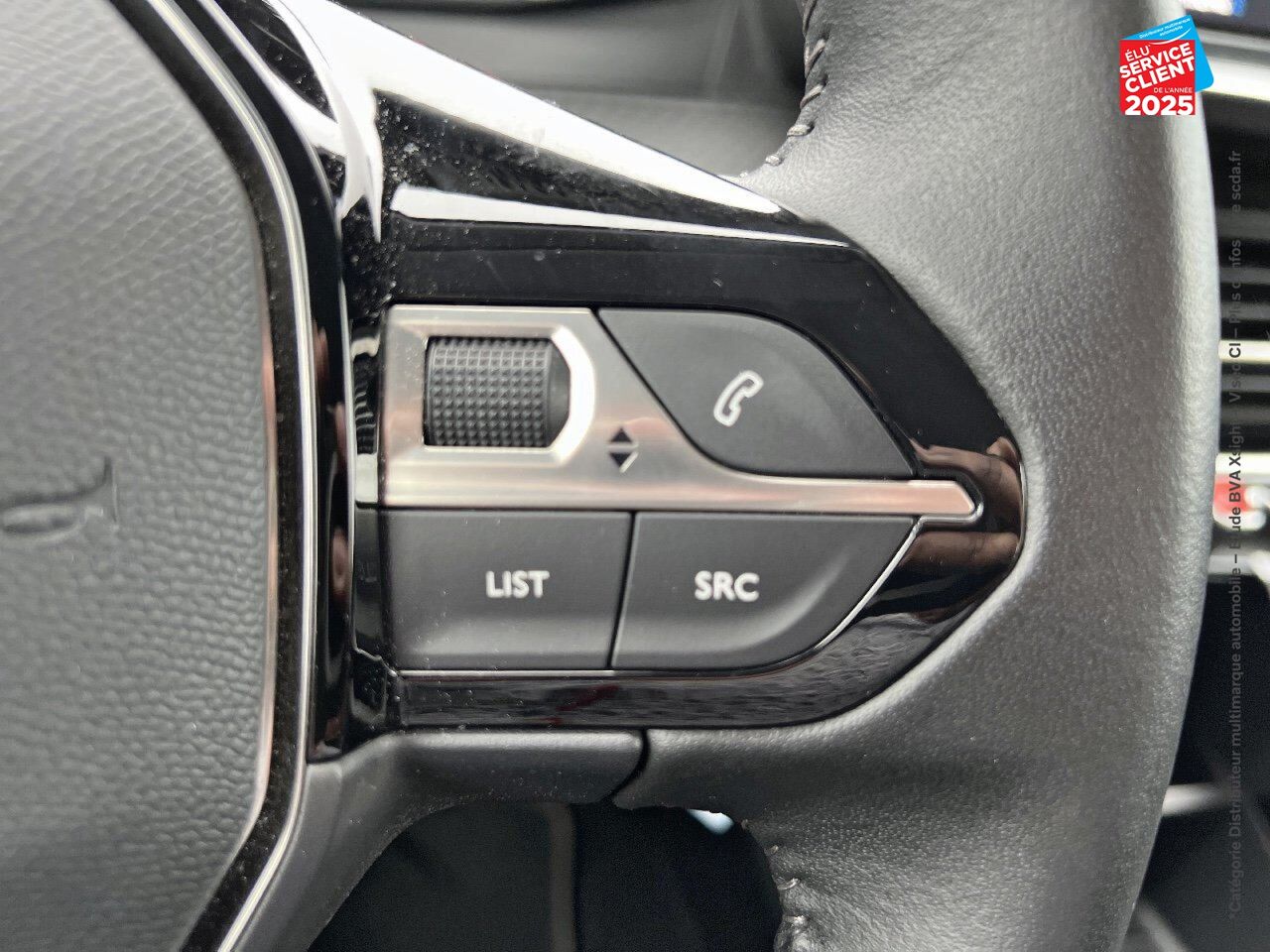 Véhicule d'occasion PEUGEOT 2008 1.2 PURETECH 100CH S/S STYLE GPS RADAR AR CARPLAY chez Hyundai Chalons