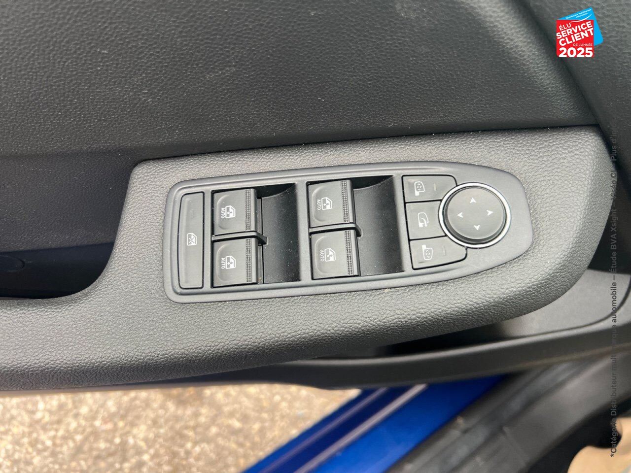 Véhicule d'occasion RENAULT CLIO 1.0 TCE 100CH EVOLUTION GPL chez Fiat Besançon