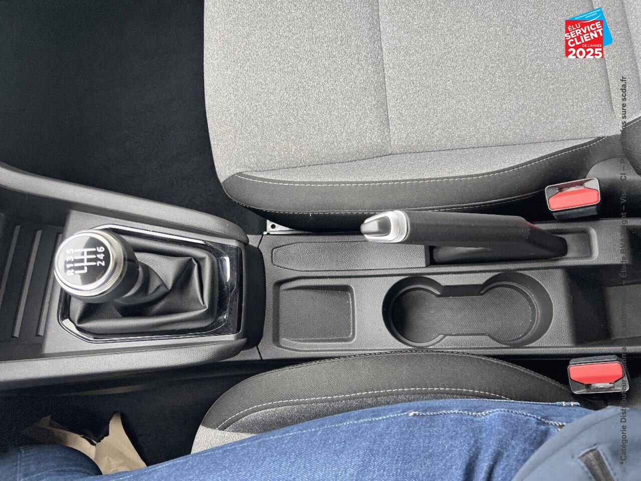 Véhicule d'occasion RENAULT CLIO 1.0 TCE 100CH EVOLUTION GPL chez Fiat Besançon